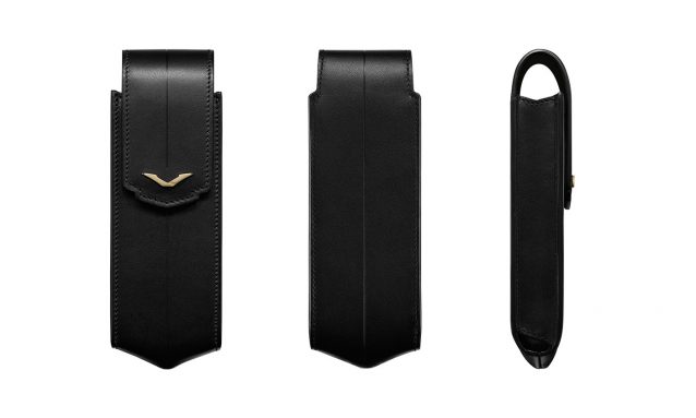 BLACK LEATHER VERTICAL CASE WITH YELLOW GOLD