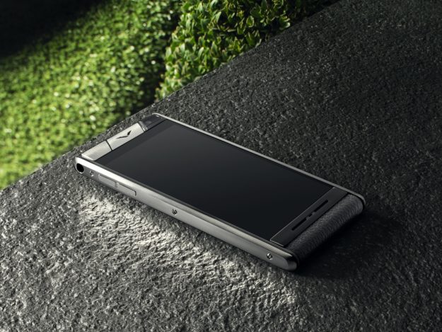 vi-sao-dien-thoai-vertu-lai-co-gia-tien-ty -04 vì sao điện thoại Vertu lại có giá tiền tỷ